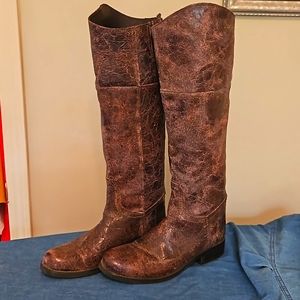 Steve Madden brown distressed boots